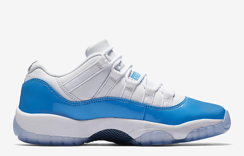 Air Jordan 11 Low UNC