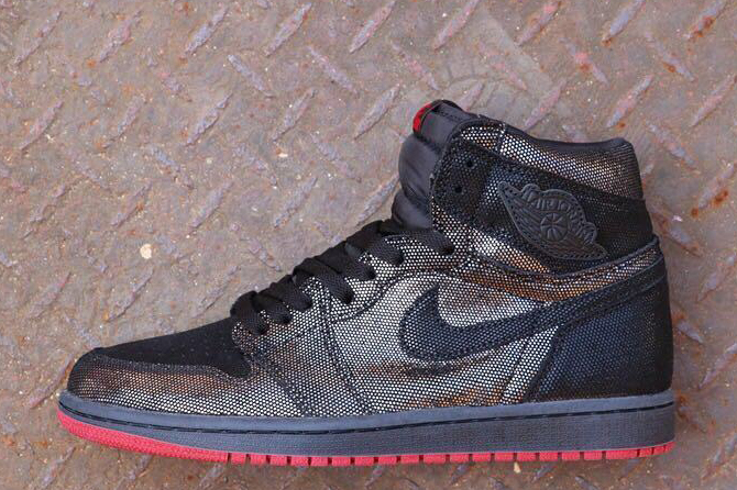 Air Jordan 1(1) High OG Defiant-270