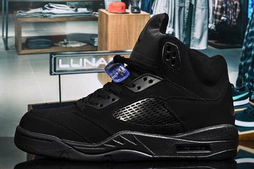 Retro Air Jordan 5 Black