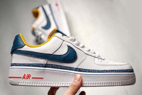 Air Force One Low 07 Iv08-44