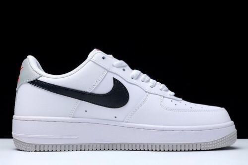 Air Force One Low 07 RS-82