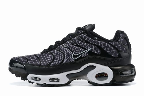 Air Max Plus TN Black White-68