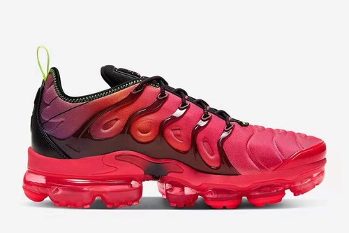 Air VaporMax Plus OW Red Black