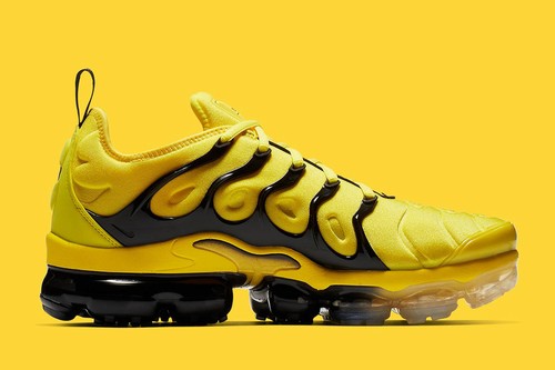 Air VaporMax Plus Yellow Black