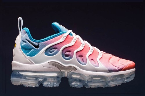 Air VaporMax Plus Pink Blue White