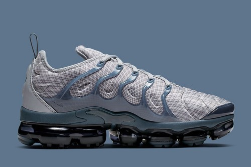 Air VaporMax Plus Grey Green