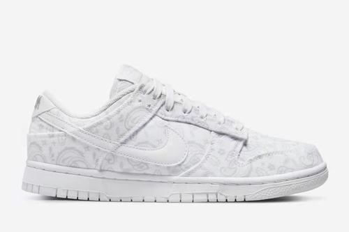 Dunk SB Low Paisley