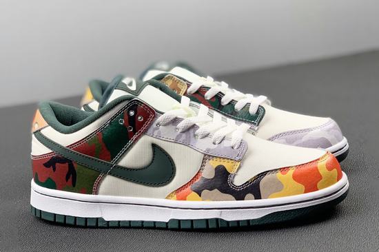 SB Dunk Low SE Multi-Camo