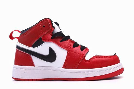 Air Jordan 1 Mid Chicago Kid