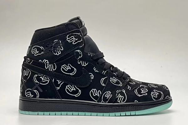 Air Jordan 1 Mid KAWS Black White GS