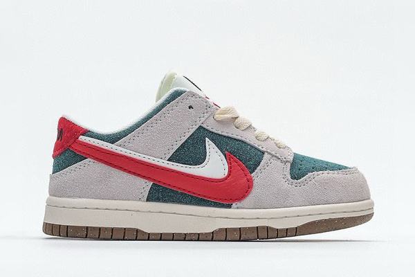 Dunk SB Low Kids Grey Red Green